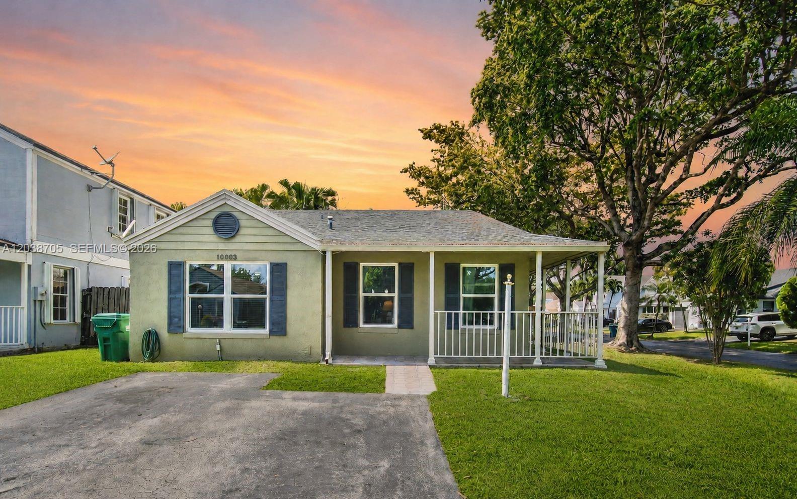 10003 SW 223rd Ter, Cutler Bay FL 33190