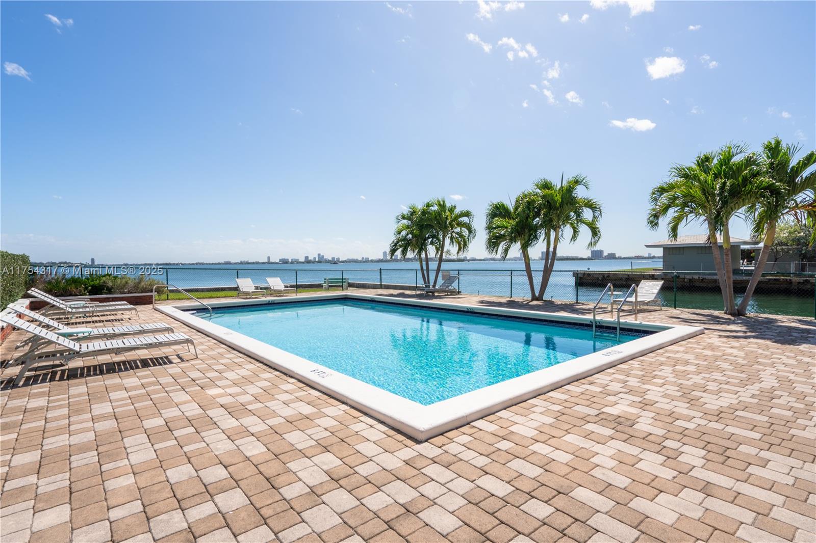 1700 NE 105th St # 216, Miami Shores FL 33138