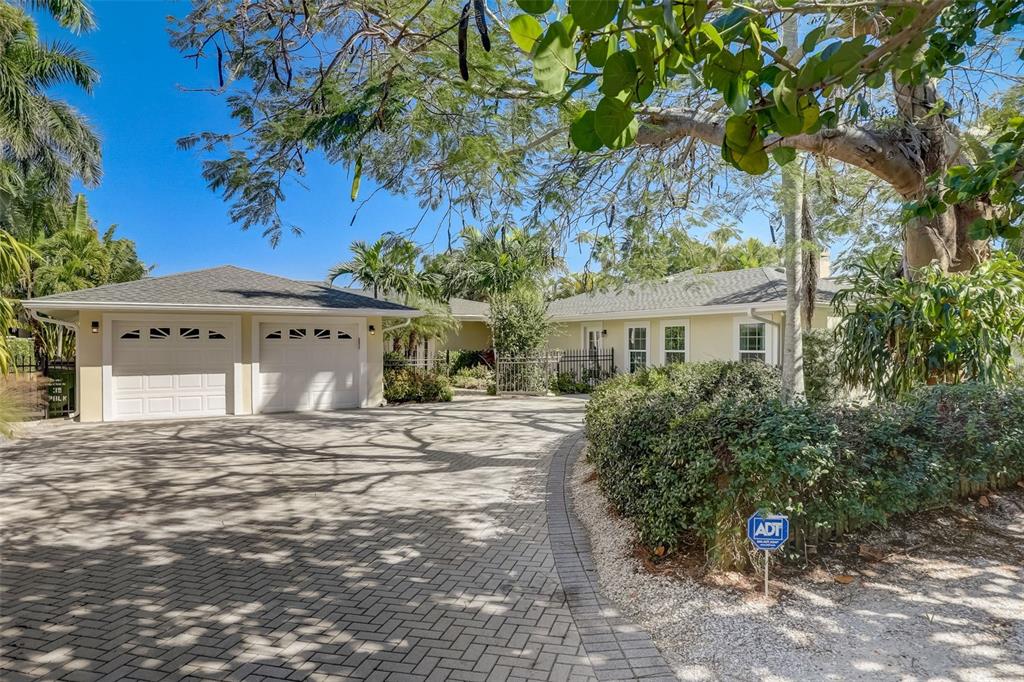 39 S POLK DRIVE