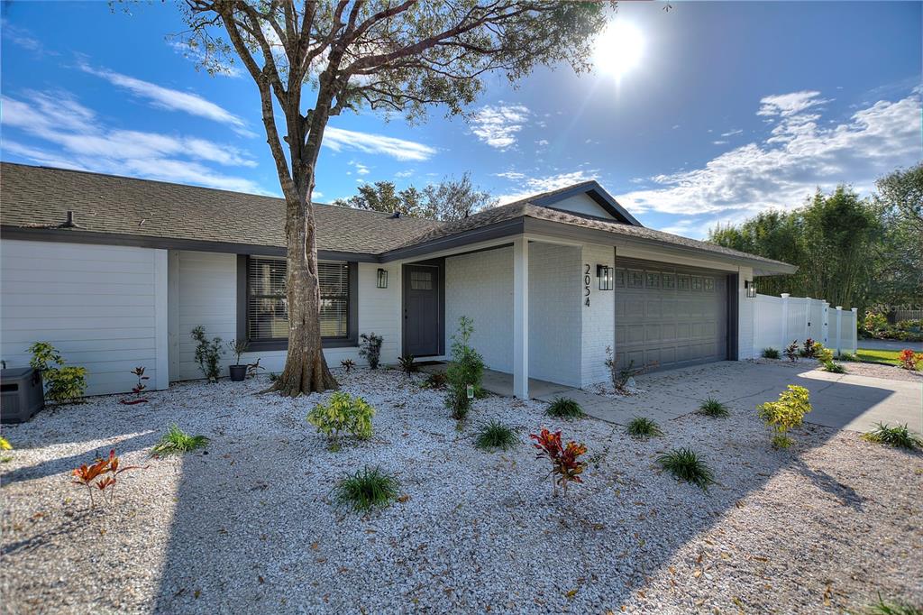 2054 RACIMO DRIVE, SARASOTA, FL — photo 4 of 30
