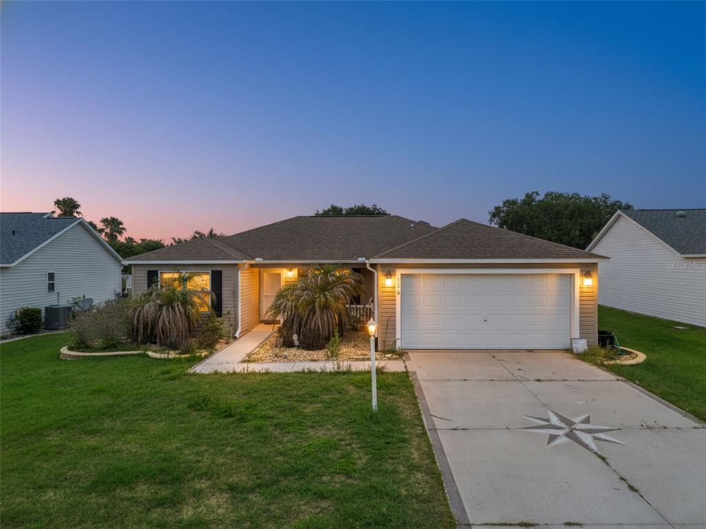 1575 HOLLYBERRY PLACE