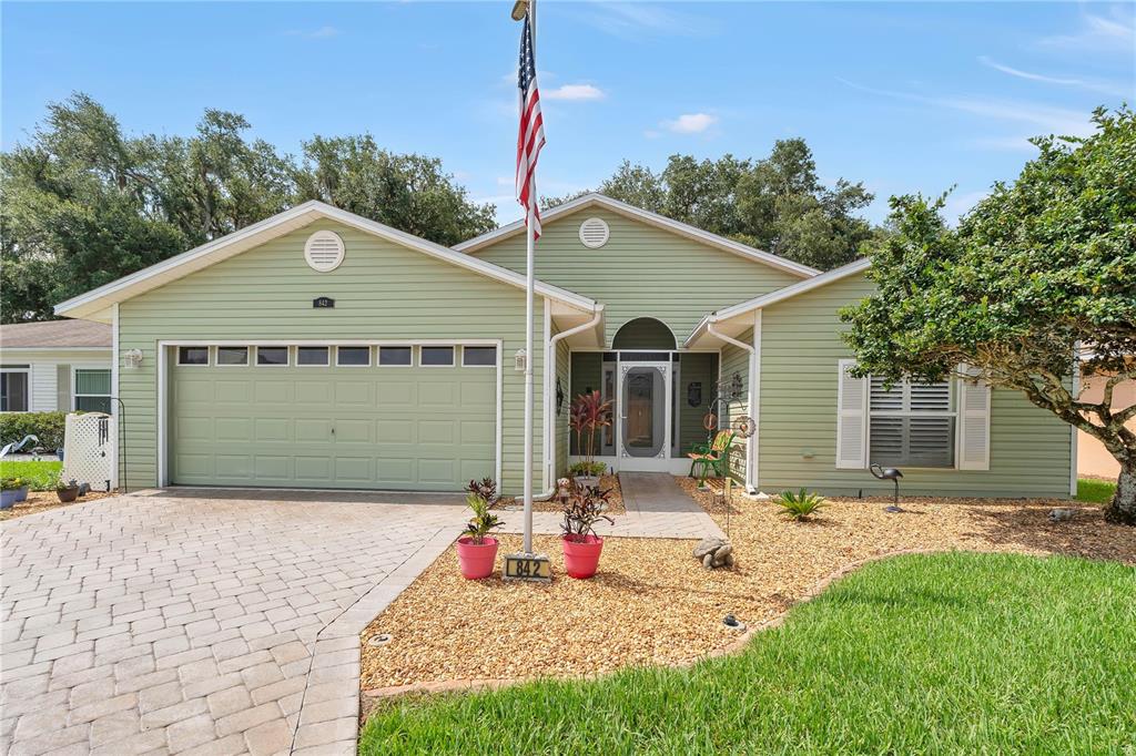 842 OLD OAKS LANE