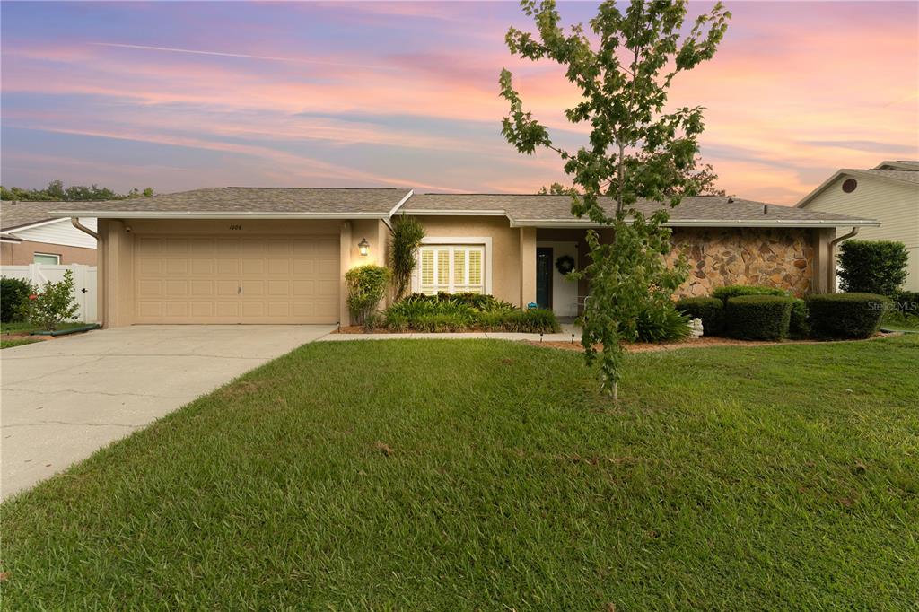 1206 CARRIE WOOD DRIVE
