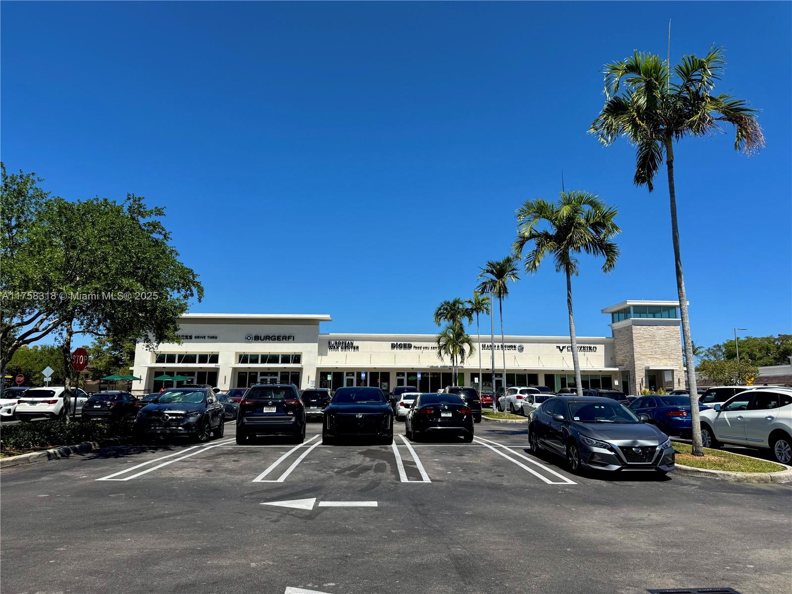 MIAMI LAKES, FL — photo 3 of 5