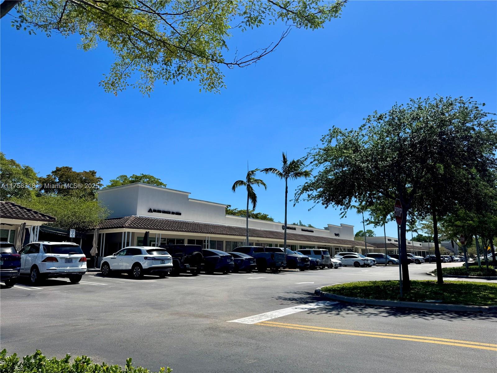 MIAMI LAKES, FL — photo 4 of 5