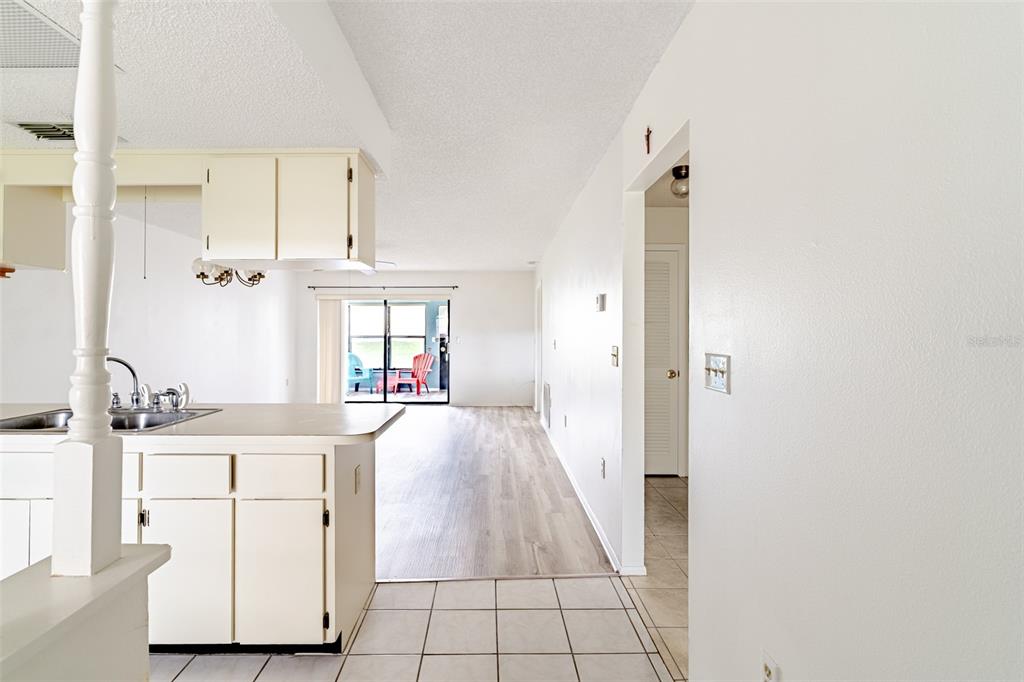 7517 GREYSTONE DRIVE UNIT N/A, HUDSON, FL — photo 4 of 28