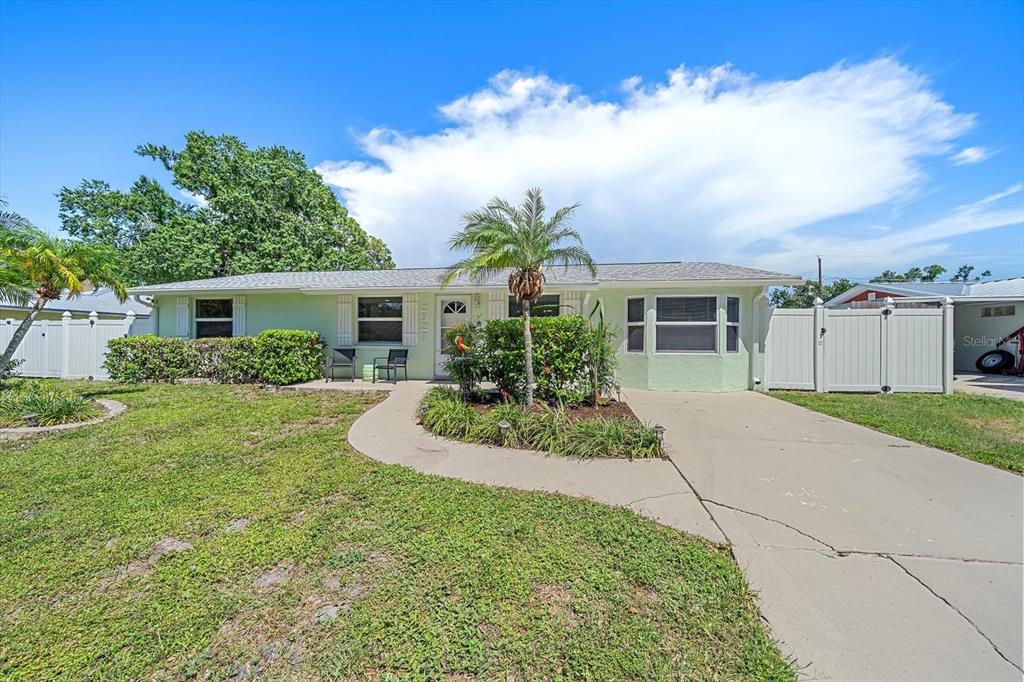 2923 LINWOOD DRIVE