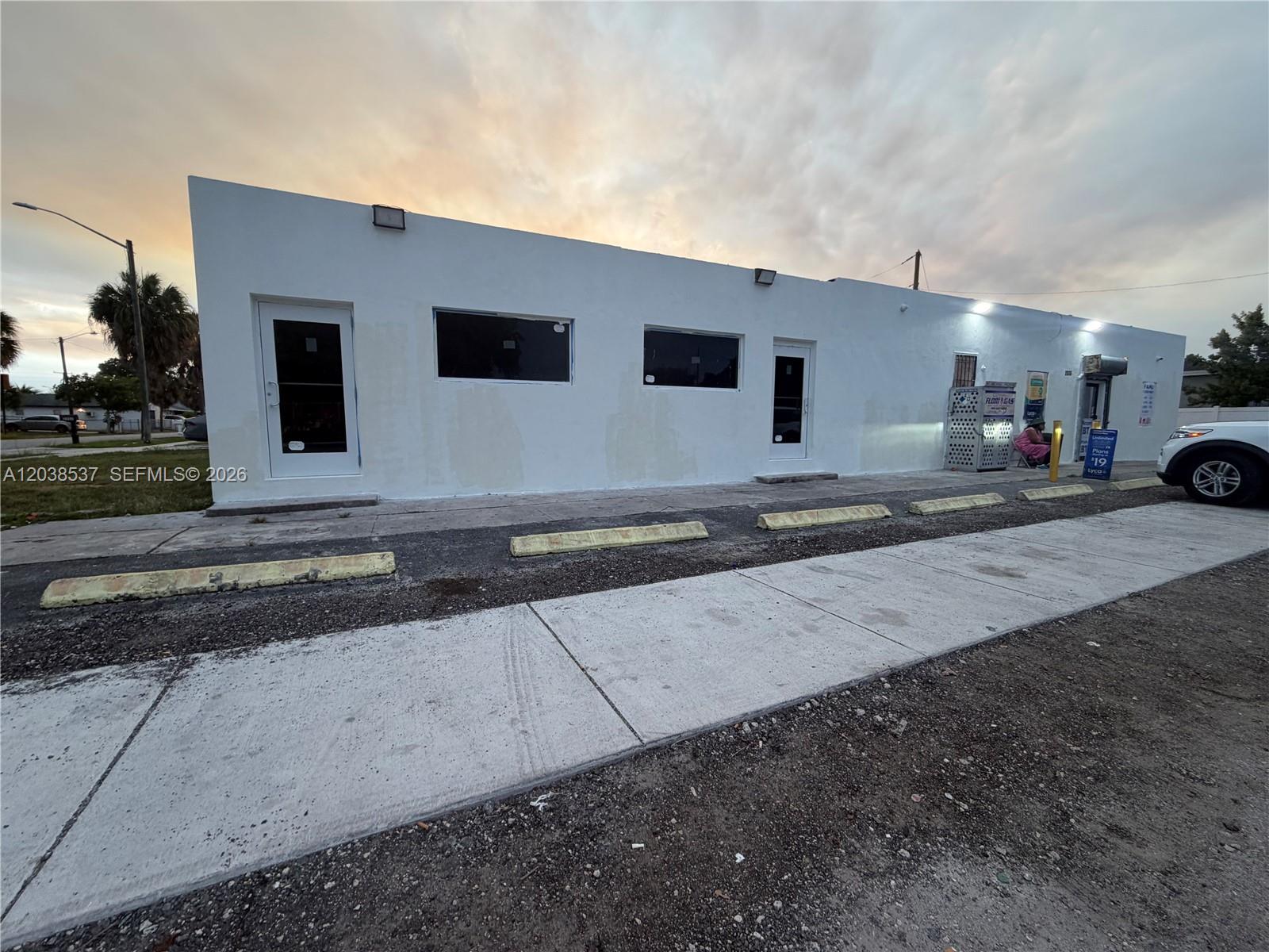 2910 N 22nd Ave, Hollywood FL 33020