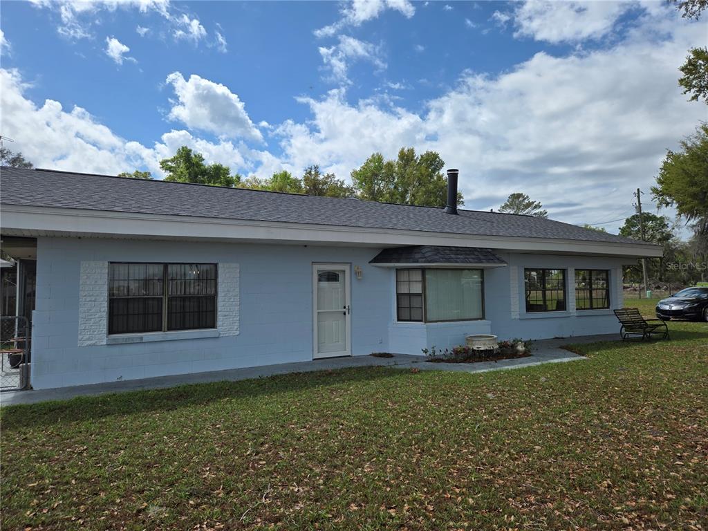 2327 CR 528, SUMTERVILLE, FL — photo 2 of 22