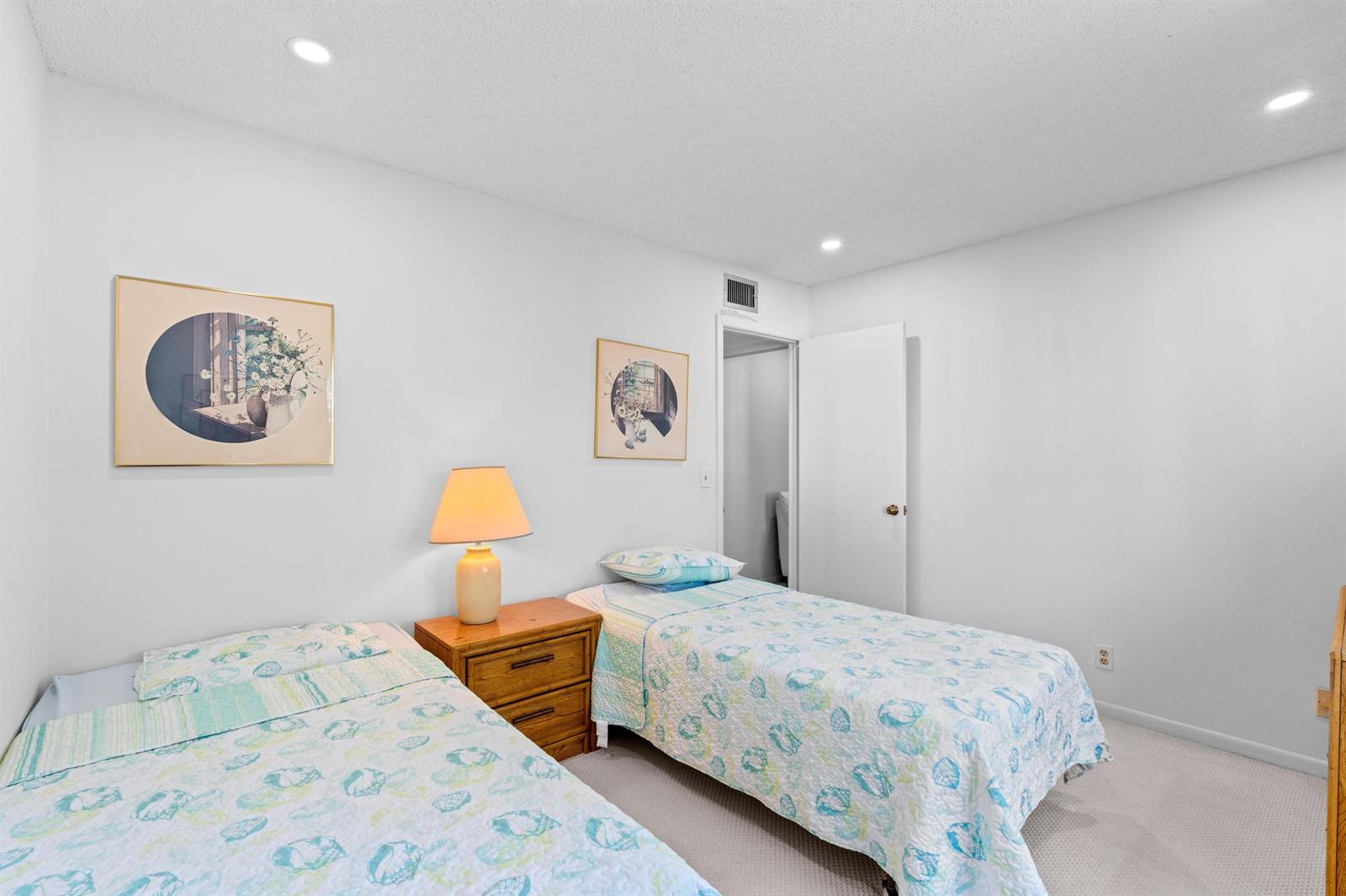 Guest Bedroom — 230 Pine Hov Circle # 2, FL 33463, FL