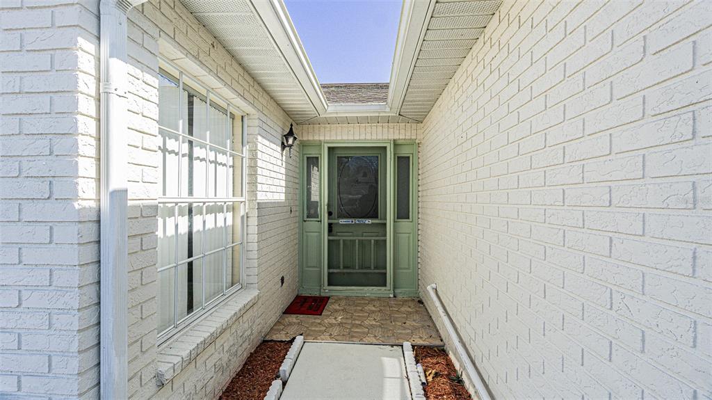 6056 SCHALEKAMP DRIVE, SPRING HILL, FL — photo 4 of 25