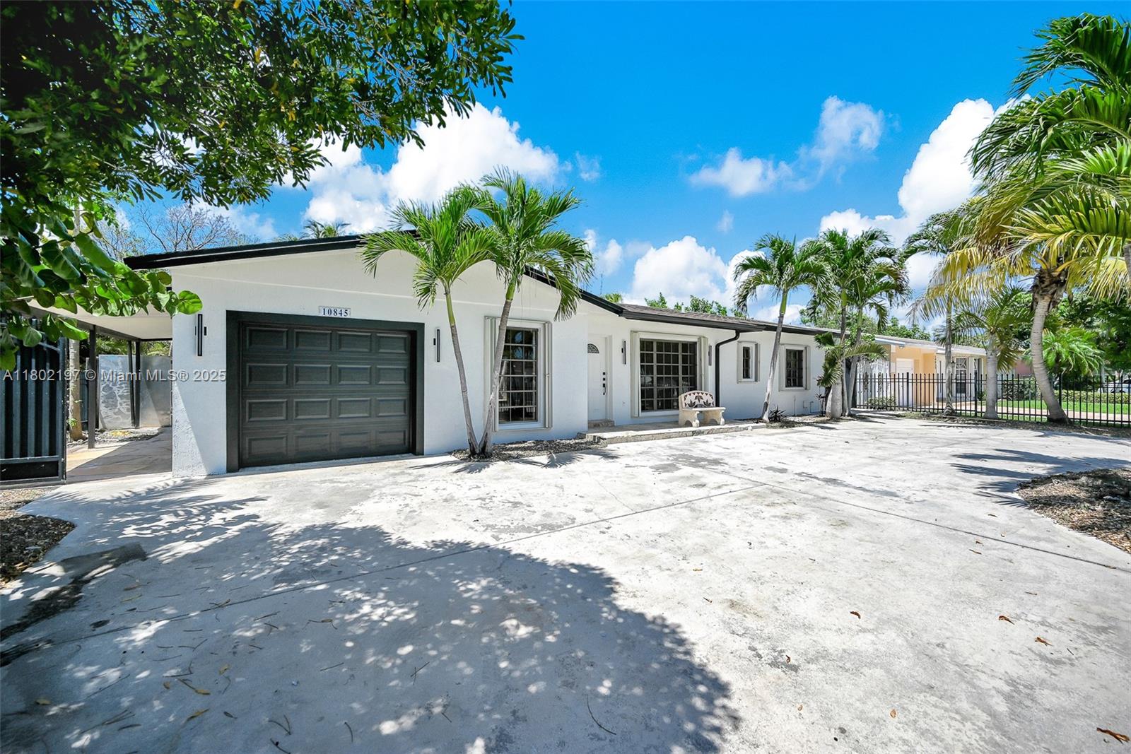 10845 SW 152nd Ter, Miami FL 33157