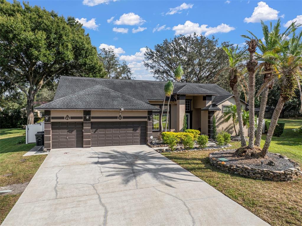 424 SUMMIT CHASE DRIVE, VALRICO, FL — photo 2 of 30