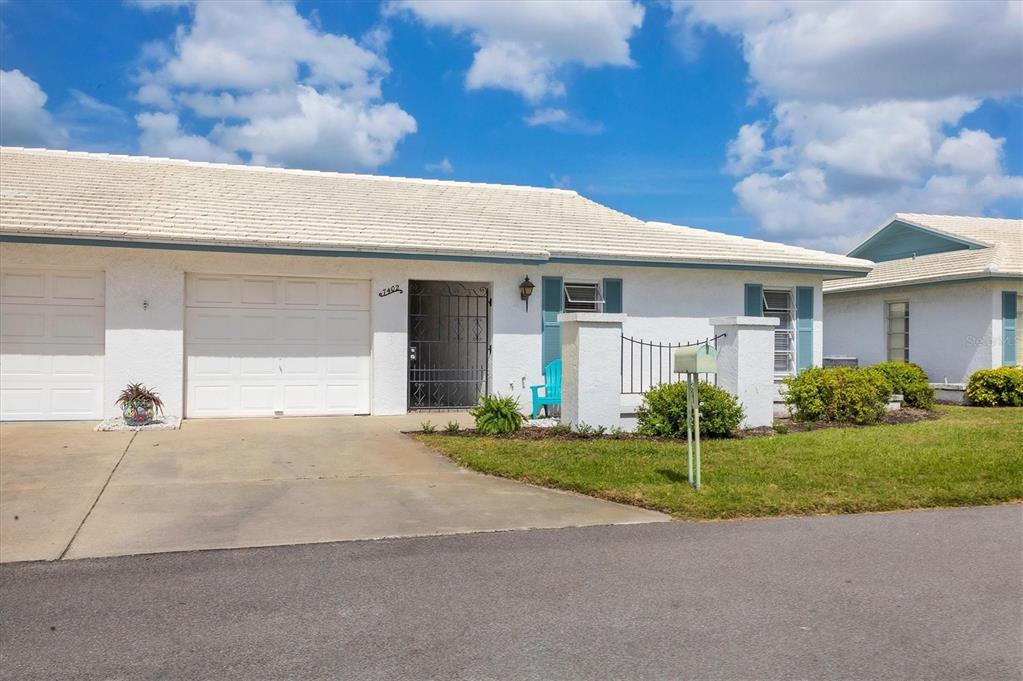 7402 8TH AVENUE W, BRADENTON, FL — photo 2 of 30