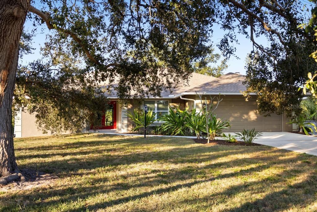 500 DONA DRIVE, NOKOMIS, FL — photo 3 of 30