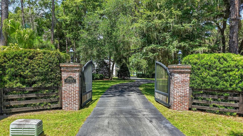 39411 COUNTY ROAD 439, UMATILLA, FL — photo 5 of 30