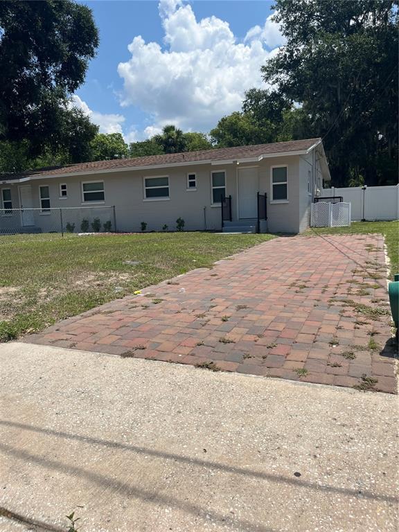 1424 N TREMAIN STREET