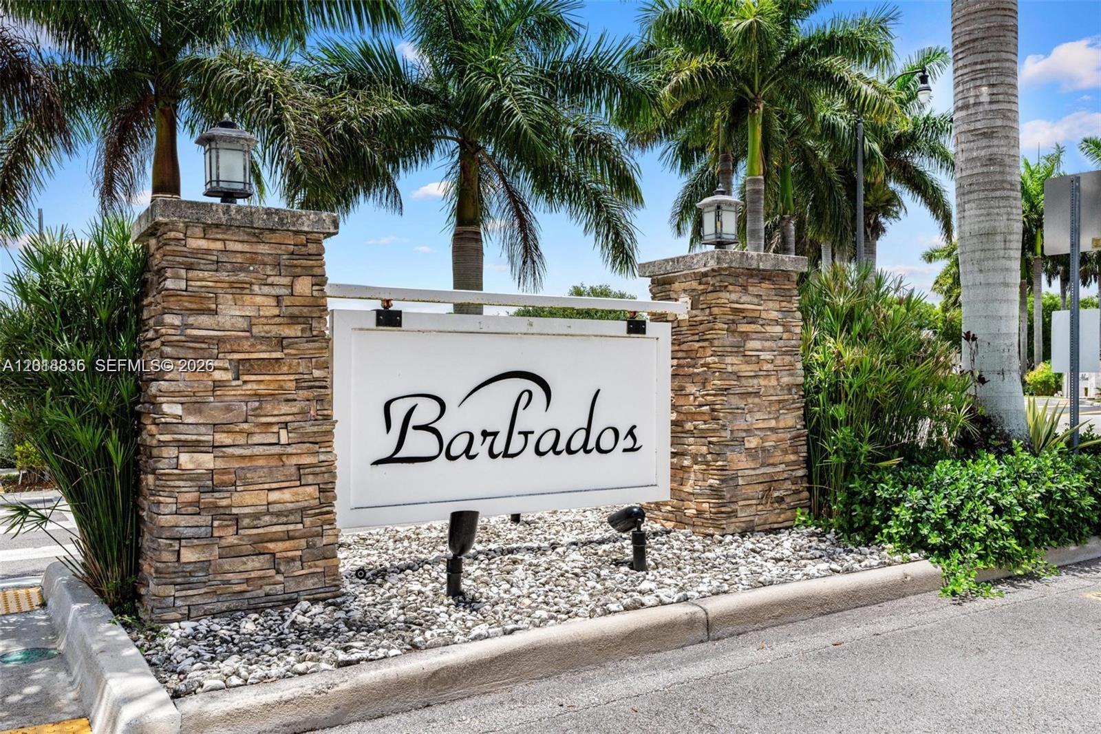 2542 NE 1st St, Homestead FL 33033
