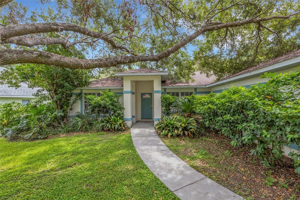 6434 LAURELWOOD DRIVE