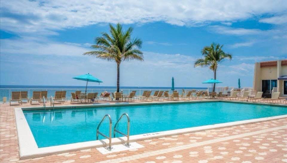 3520 S Ocean Boulevard # F104, South Palm Beach FL 33480