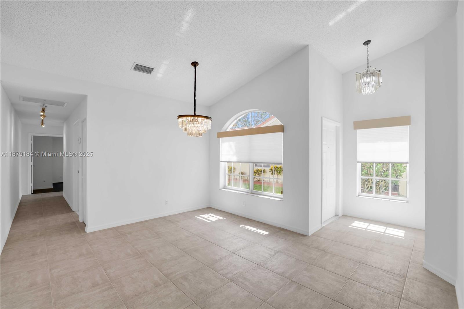 6082 Heliconia Rd, Delray Beach FL 33484