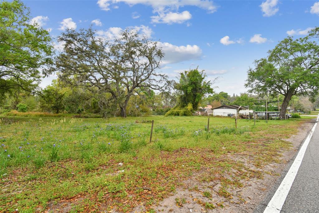 S TAYLOR ROAD, SEFFNER, FL — photo 2 of 29