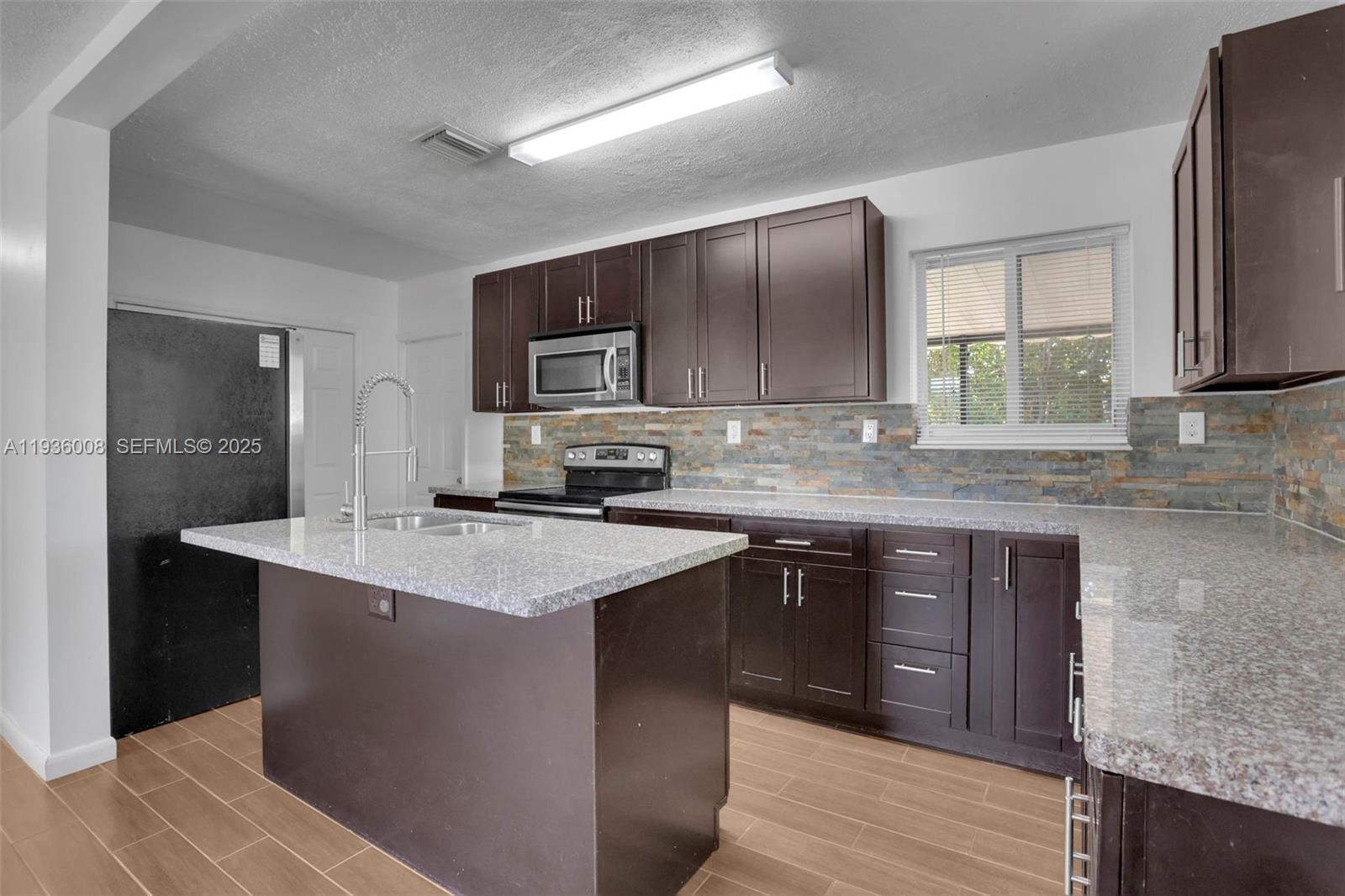 510 N 69th Ave # 0, Hollywood FL 33024