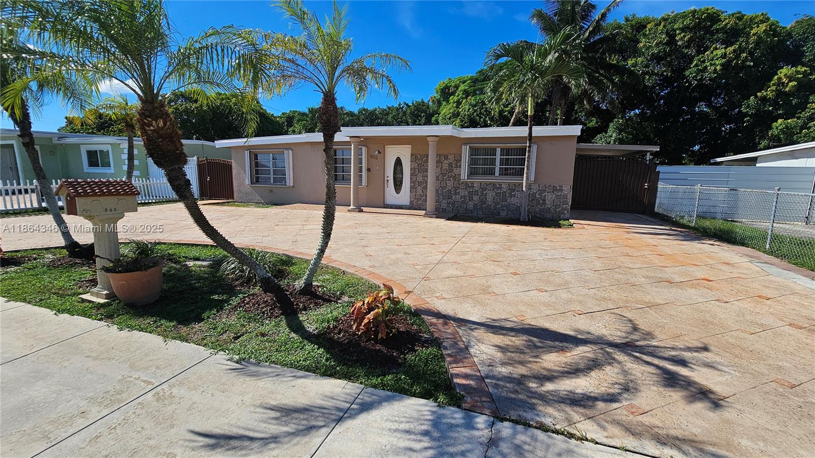 453 E 61st St, Hialeah FL 33013