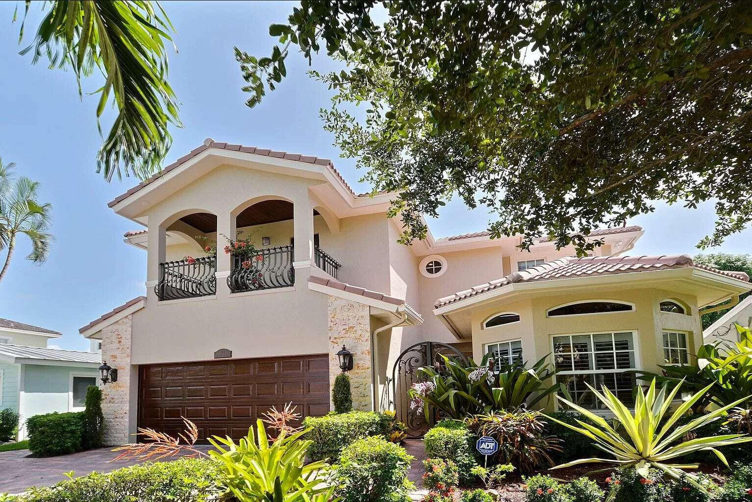 512 NE 12th Avenue, Fort Lauderdale FL 33301