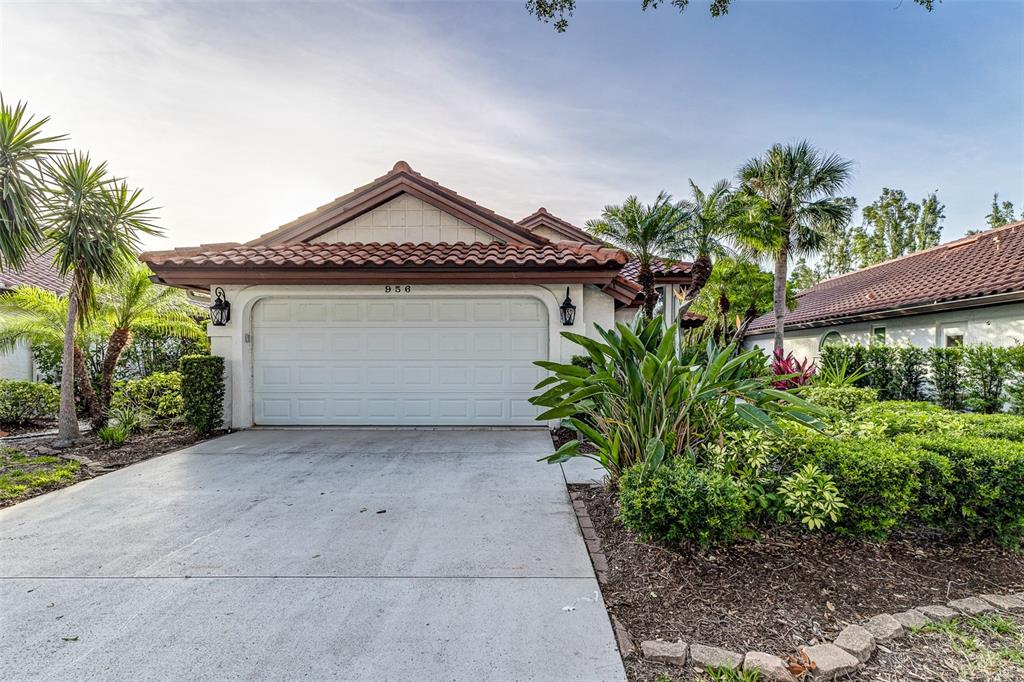 956 HARBOR TOWN DRIVE