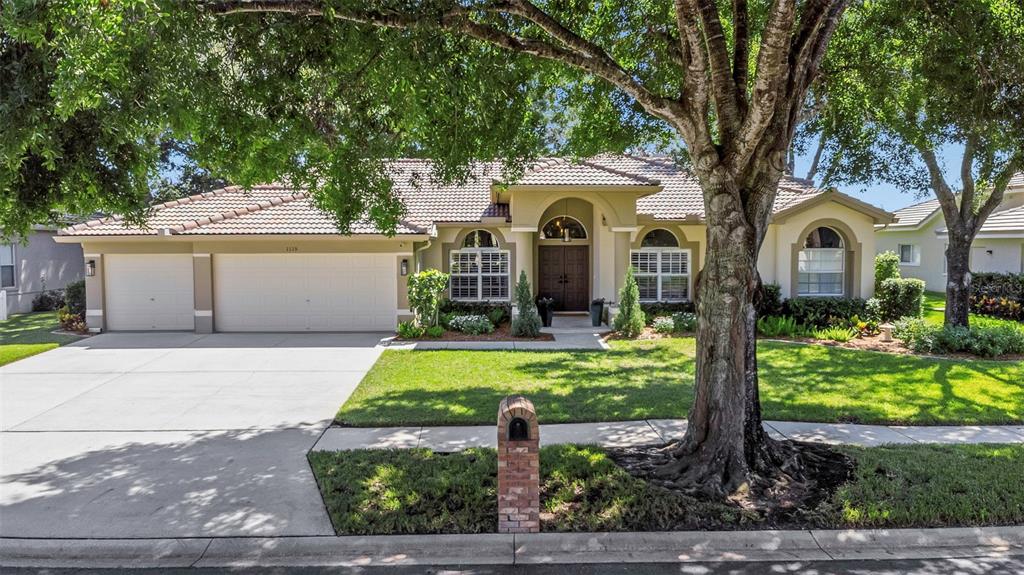 1115 KINGS WAY LANE
