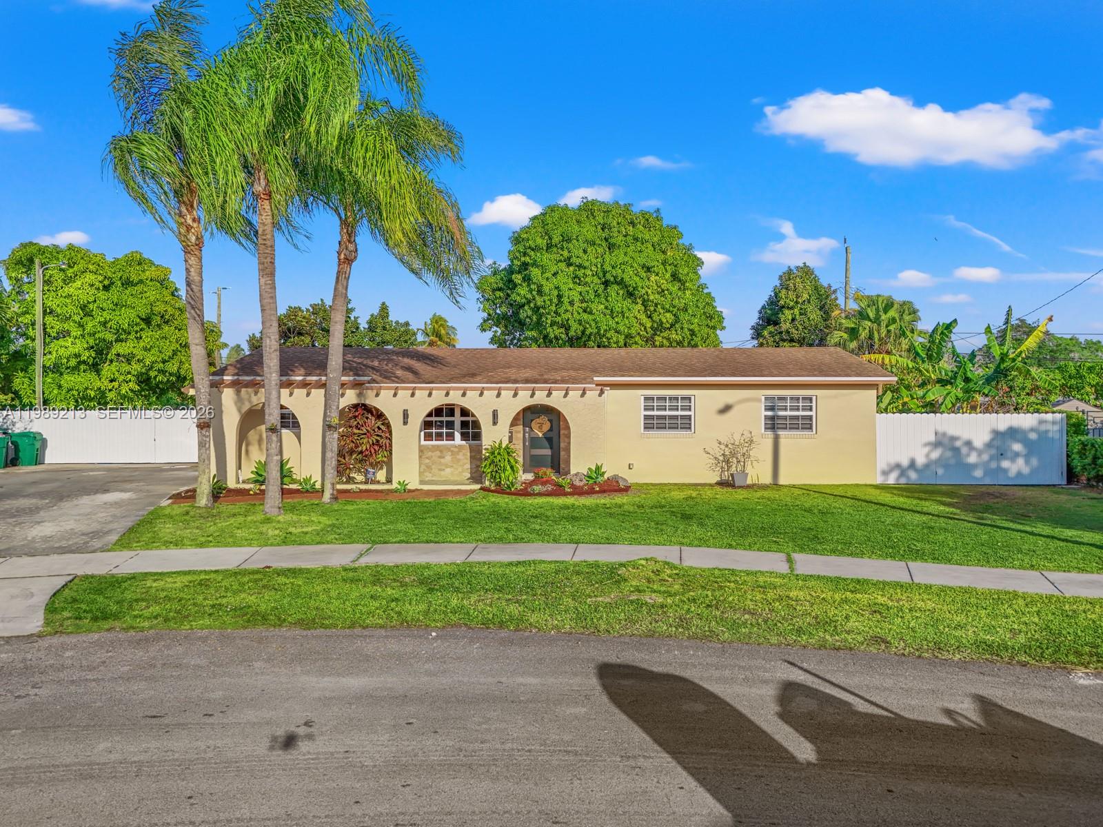 3605 SW 122nd Pl, Miami FL 33175