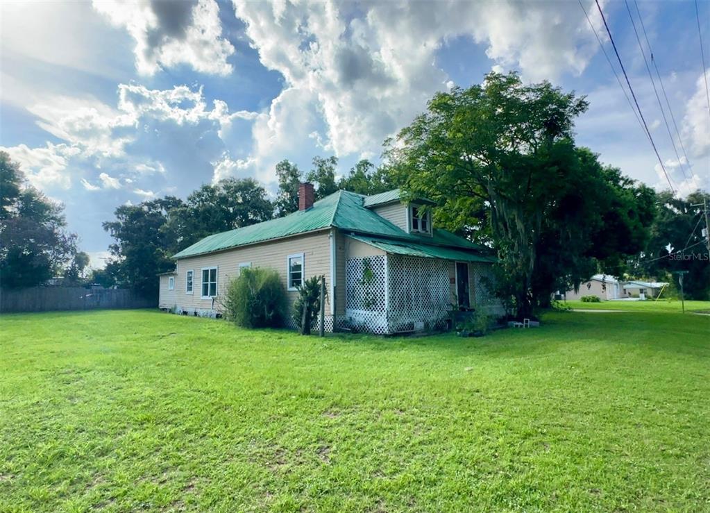 409 N 7TH AVENUE, WAUCHULA, FL — photo 4 of 8