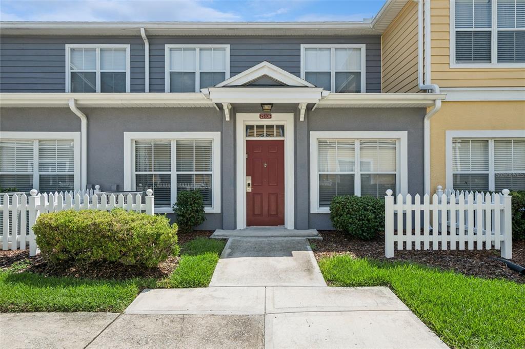 4560 YELLOWGOLD ROAD E UNIT 103