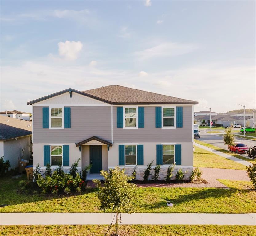 5252 SANDERS OAK TRAIL