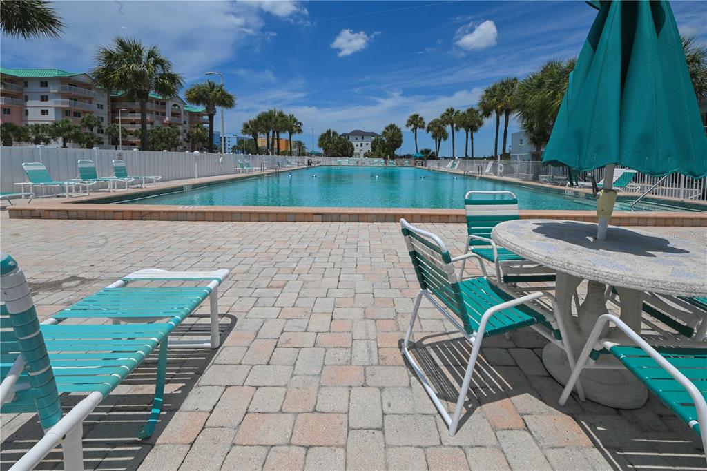 18399 GULF BOULEVARD UNIT 367, INDIAN ROCKS BEACH, FL — photo 3 of 30