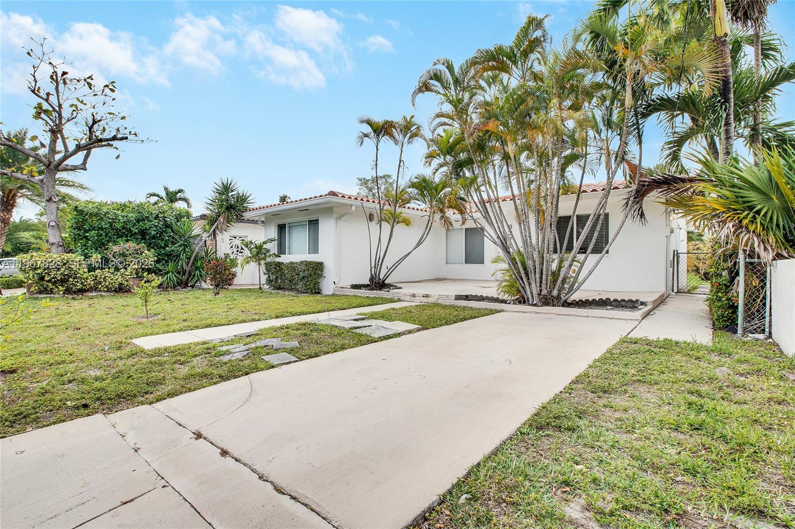 9372 Abbott Ave, Surfside FL 33154, SURFSIDE, FL — photo 2 of 25