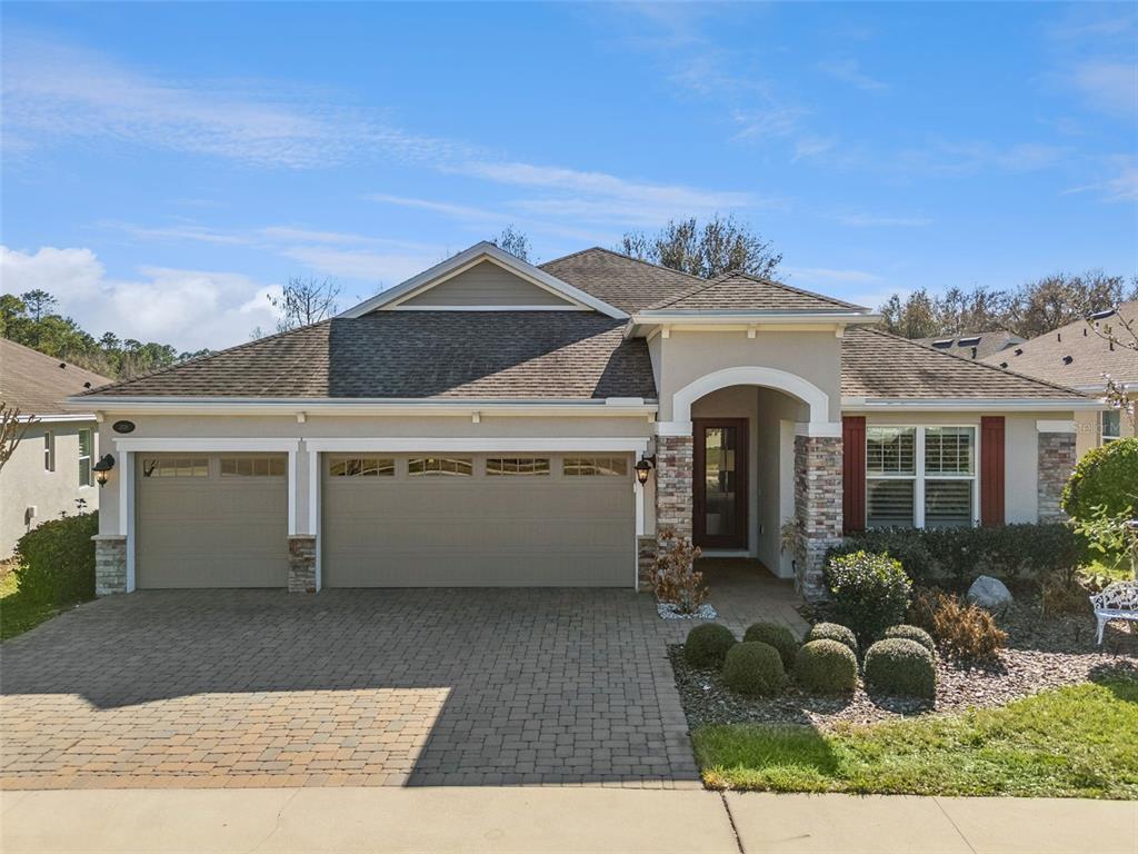 208 AVENHAM DRIVE