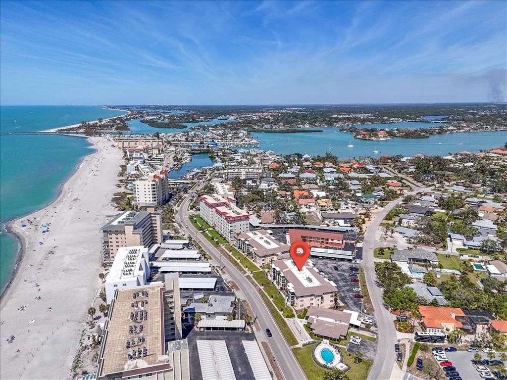 200 THE ESPLANADE N UNIT B3