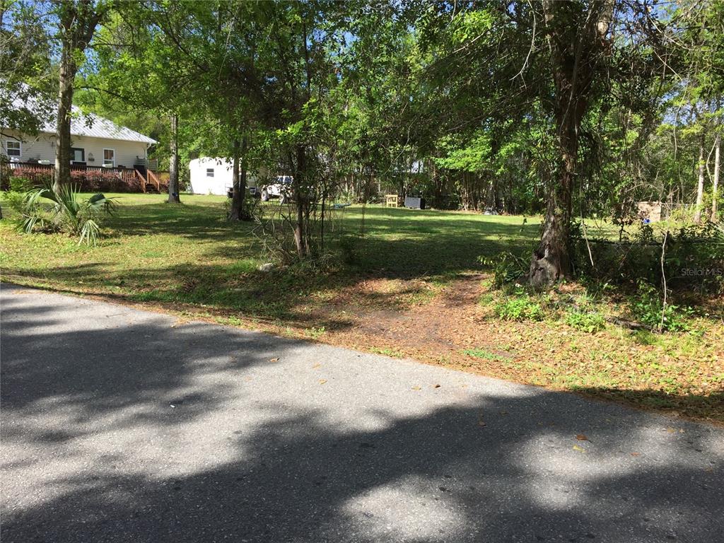 18TH, APALACHICOLA, FL — photo 3 of 3