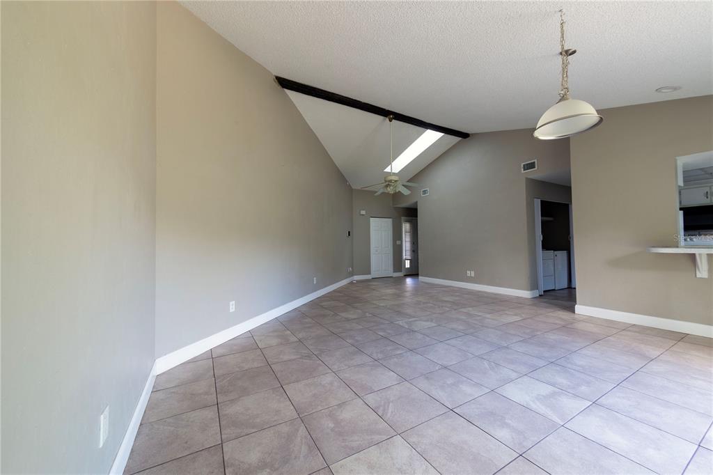 232 N RIDGEWOOD AVENUE UNIT 3A, EDGEWATER, FL — photo 4 of 19