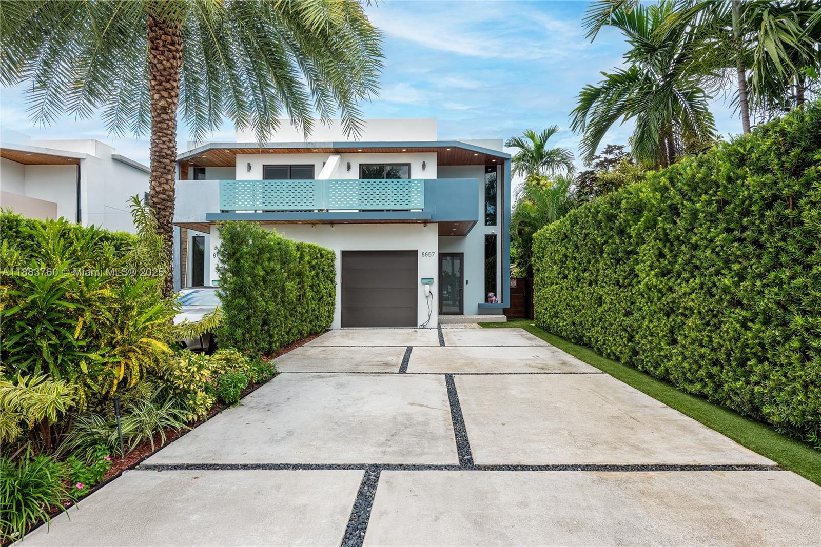 8857 SW 28th St, Miami FL 33165