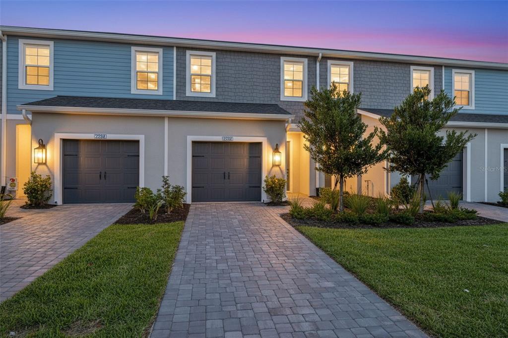 2262 WASHINGTON PALM COURT
