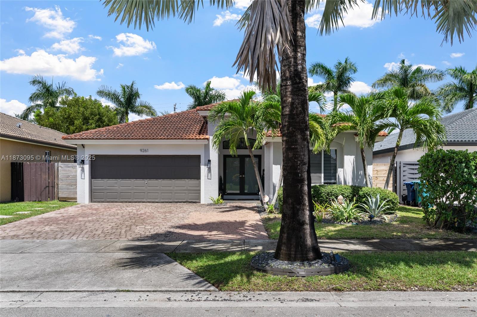 9261 SW 208th Ter, Cutler Bay FL 33189