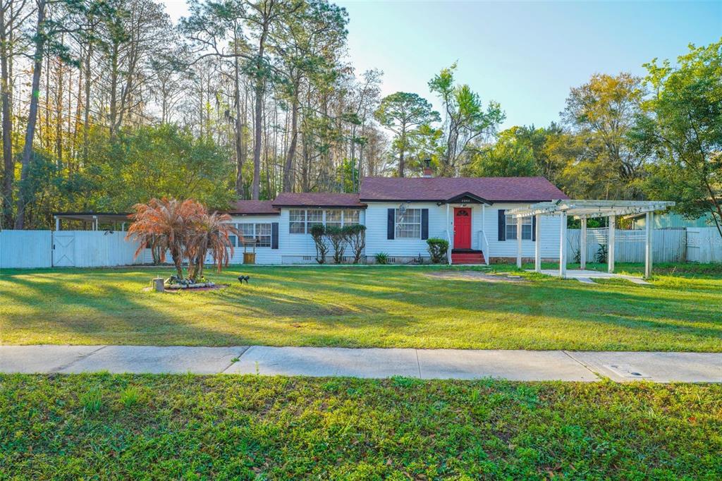 2285 LAKE DRIVE