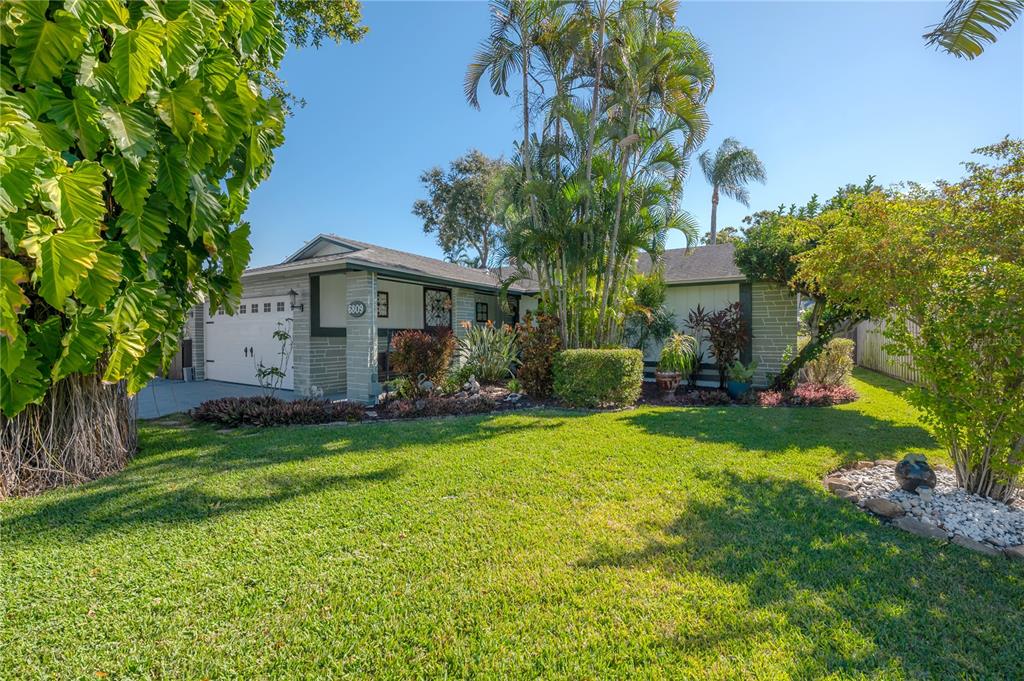 6809 SANDWATER TRAIL N