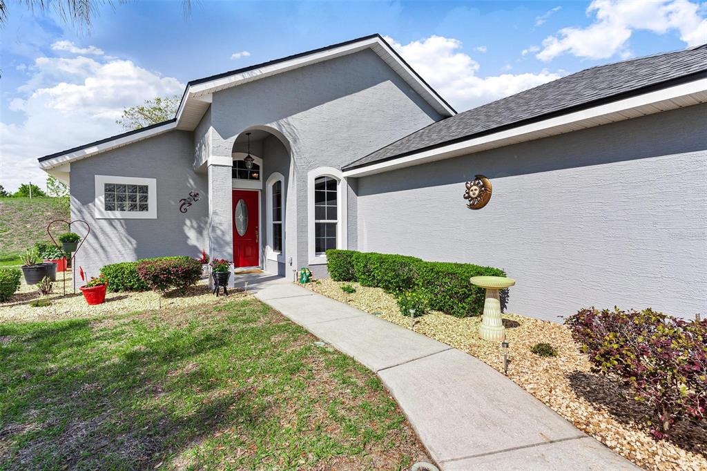 93 FAIRWAY CIRCLE, UMATILLA, FL — photo 4 of 30
