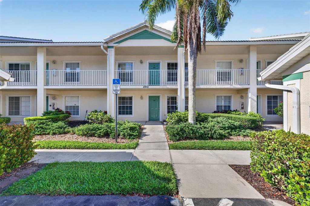 4910 COUGAR COURT N UNIT 103