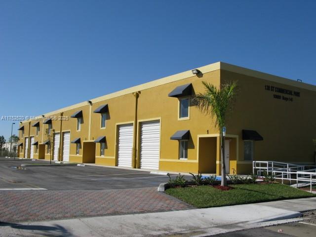 10850 NW 138th St # 4, Hialeah Gardens FL 33018