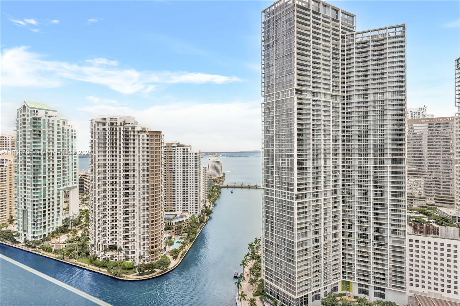 300 Biscayne Blvd way # 2907, Miami FL 33131